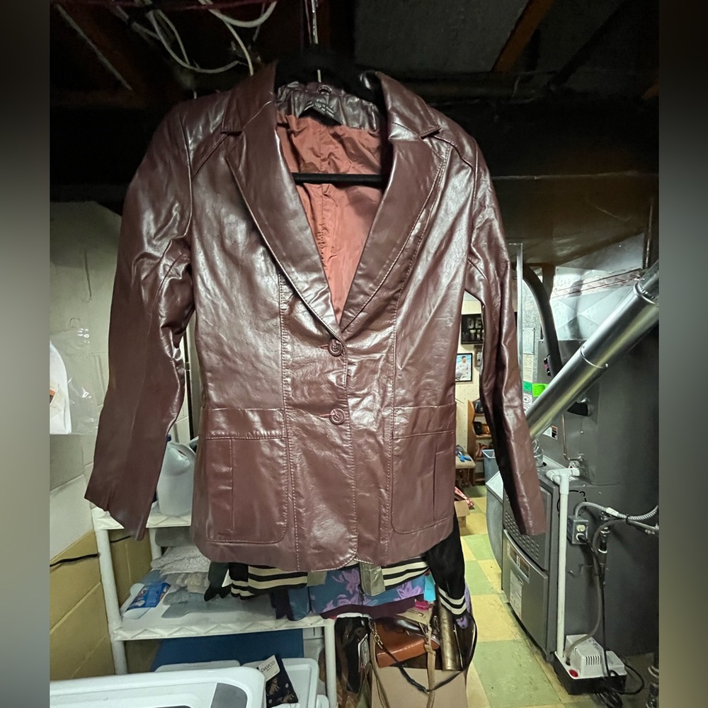 Opera Dark Burgundy Leather Blazer Size 5 EUC